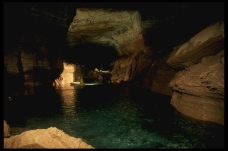 洞穴0016