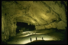 洞穴0013